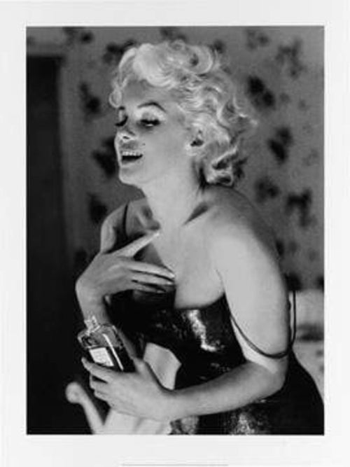 Ed Feingersh Marilyn Monroe Chanel No.5 Kunstdruk 60x80cm | Yourdecoration.be
