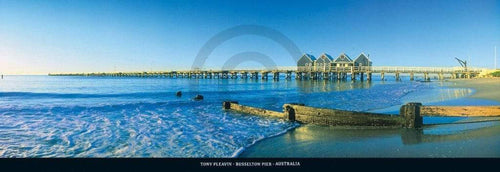 Tony Pleavin Busselton Pier, Australia Kunstdruk 95x33cm | Yourdecoration.be