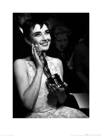 Kunstdruk Time Life Audrey Hepburn Oscar 60x80cm Pyramid PPR40455 | Yourdecoration.be