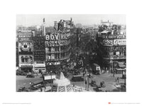 Kunstdruk Time Life Piccadilly Circus London 1942 40x30cm Pyramid PPR44381 | Yourdecoration.be