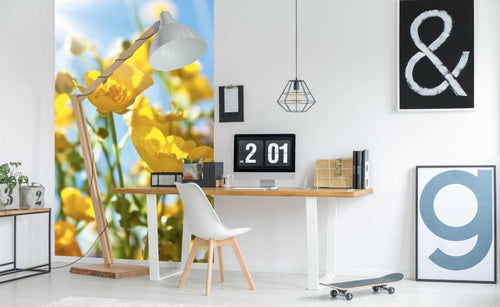 Dimex Yellow Flowers Fotobehang 150x250cm 2 banen Sfeer | Yourdecoration.be