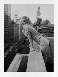 Ed Feingersh   Marilyn Monroe on the Ambassador Kunstdruk 60x80cm | Yourdecoration.be