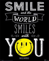 Pyramid Smiley World Smiles With You Poster 40x50cm | Yourdecoration.be