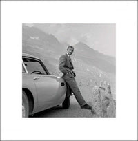 Pyramid James Bond Aston Martin Kunstdruk 40x40cm | Yourdecoration.be