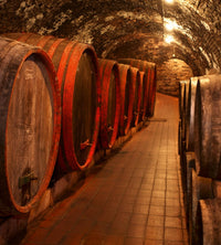Dimex Wine Barrels Fotobehang 225x250cm 3 banen | Yourdecoration.be