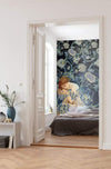 Komar Femme d'Or Vlies Fotobehang 200x280cm 4 banen Sfeer | Yourdecoration.be