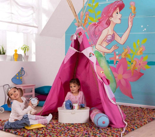 Komar Ariel Little Friends Vlies Fotobehang 250x250cm 5 Banen Sfeer | Yourdecoration.be