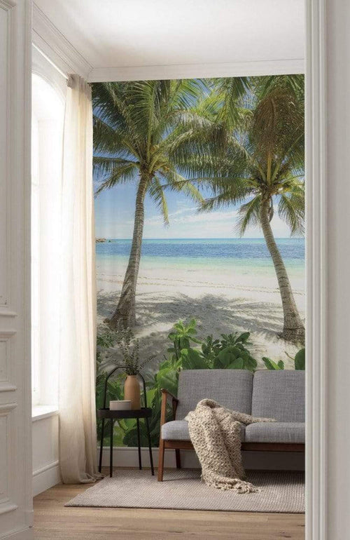 Komar Palmy Beach Vlies Fotobehang 200x280cm 4 banen Sfeer | Yourdecoration.be